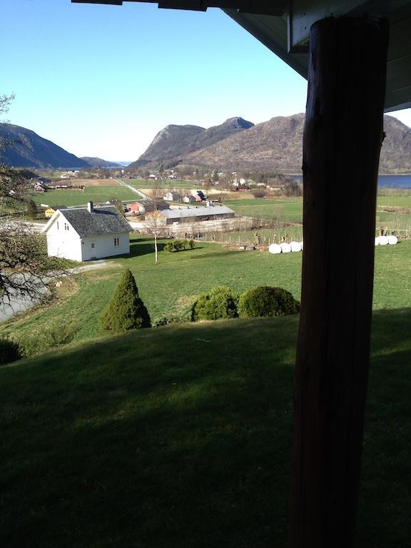 Hoiland Gard Gardshotellet Hjelmeland エクステリア 写真