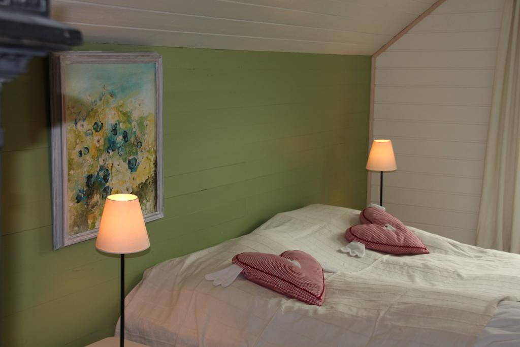 Hoiland Gard Gardshotellet Hjelmeland エクステリア 写真