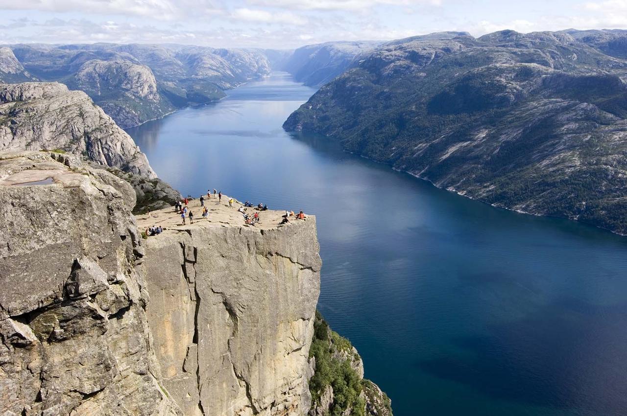 Hoiland Gard Gardshotellet Hjelmeland エクステリア 写真